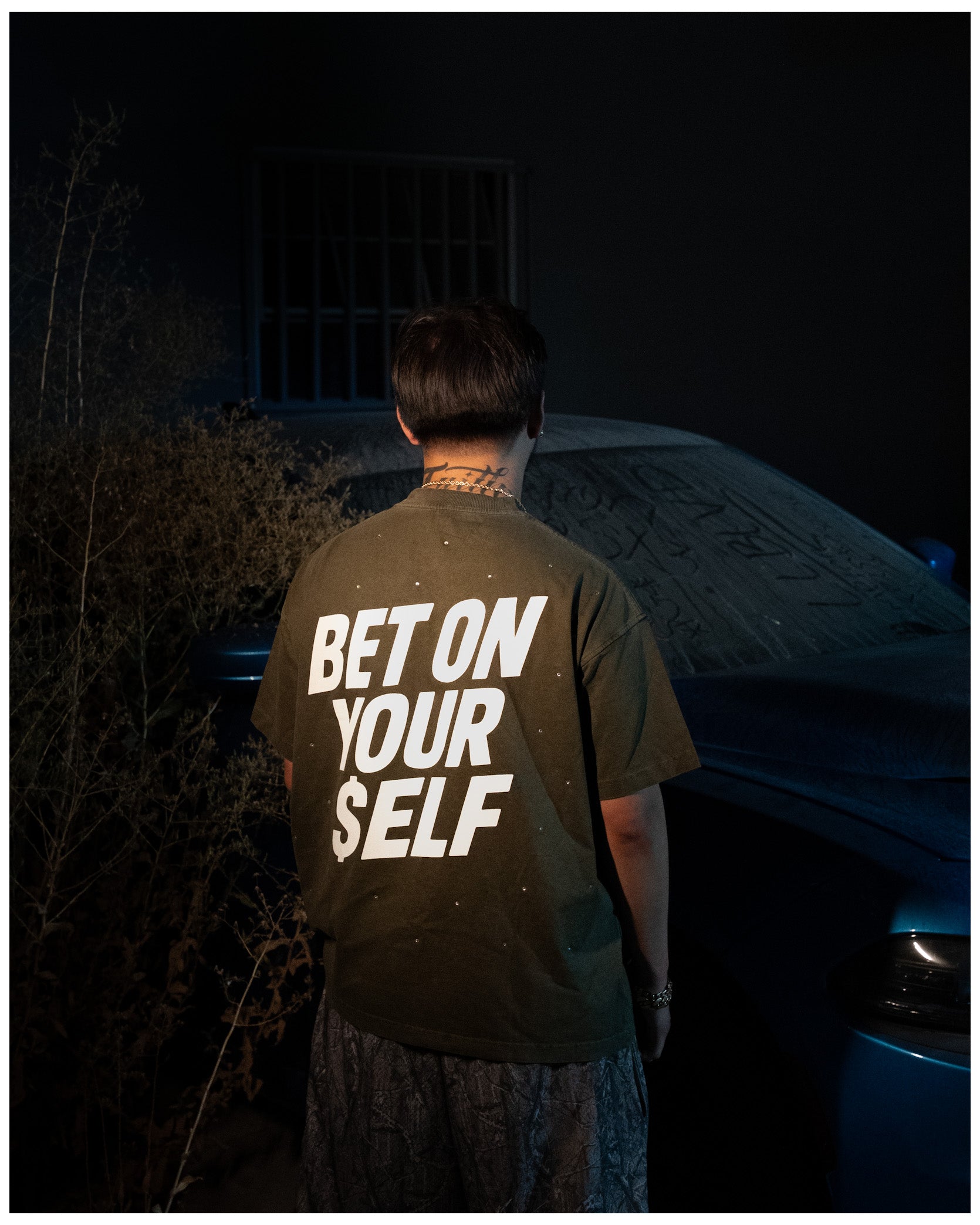 BET ON YOURSELF TEE